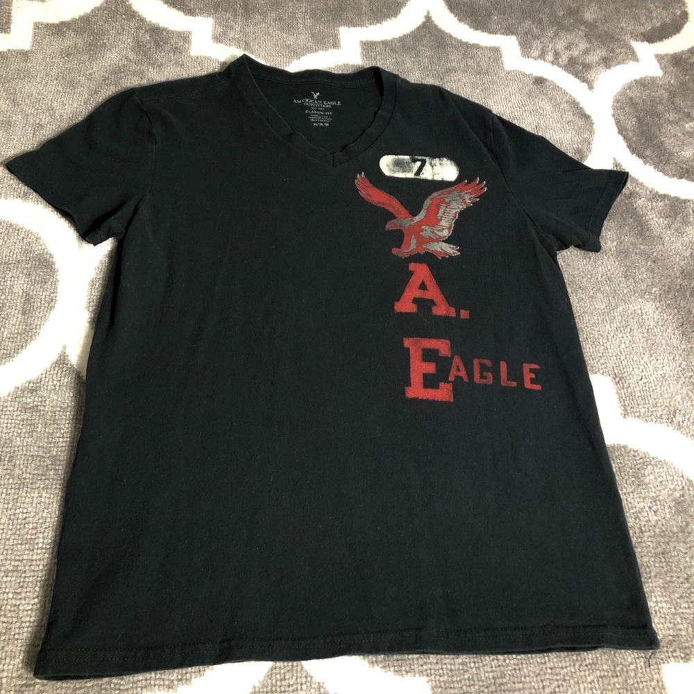 American Eagle Outfitters Tshirt Mens Medium Classic Fit Vneck Black Shirt